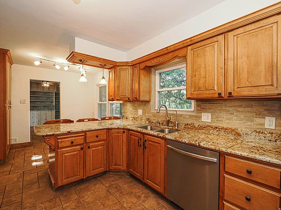 5th image of 540 N 100th St E