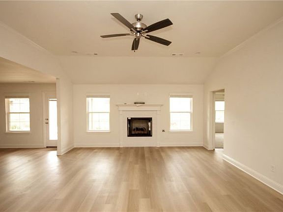 4th image of 5907 SW Peaceful Ave