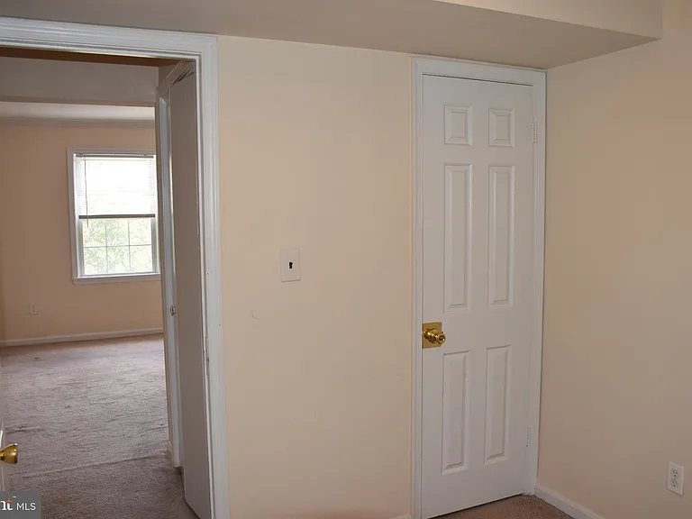 2057 38th St SE #301 — Photo 24