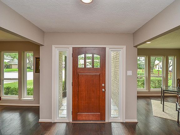 5th image of 2731 Quincannon Ln