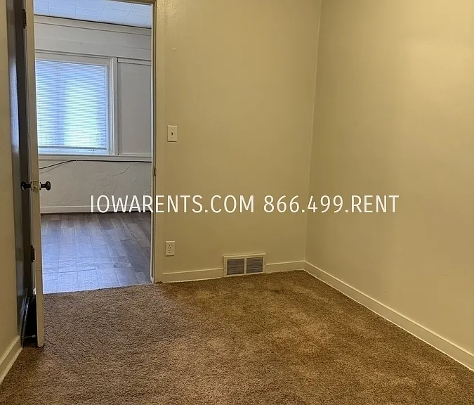 502 E Coolbaugh St #3 — Photo 5