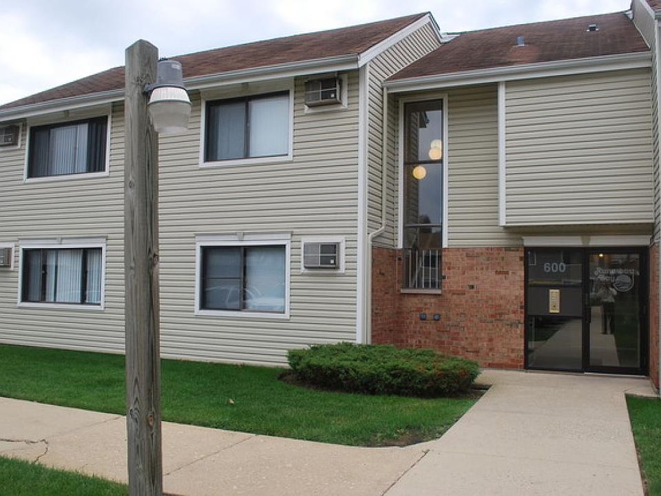 1st image of 600 Bayside Dr Unit 1