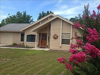 2nd image of 190 Beechwood Ln