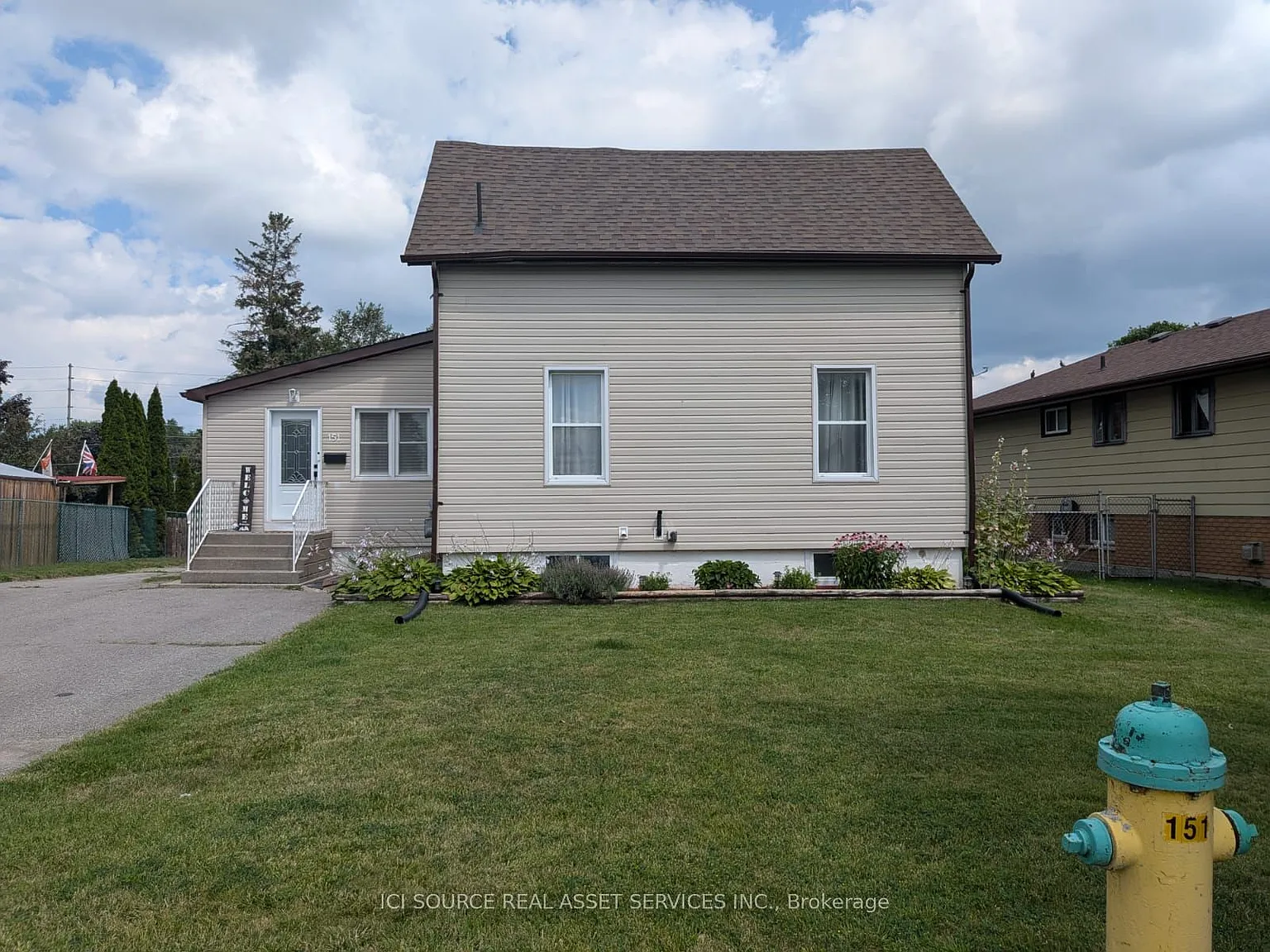 3 bed, $2,899 — Photo 1