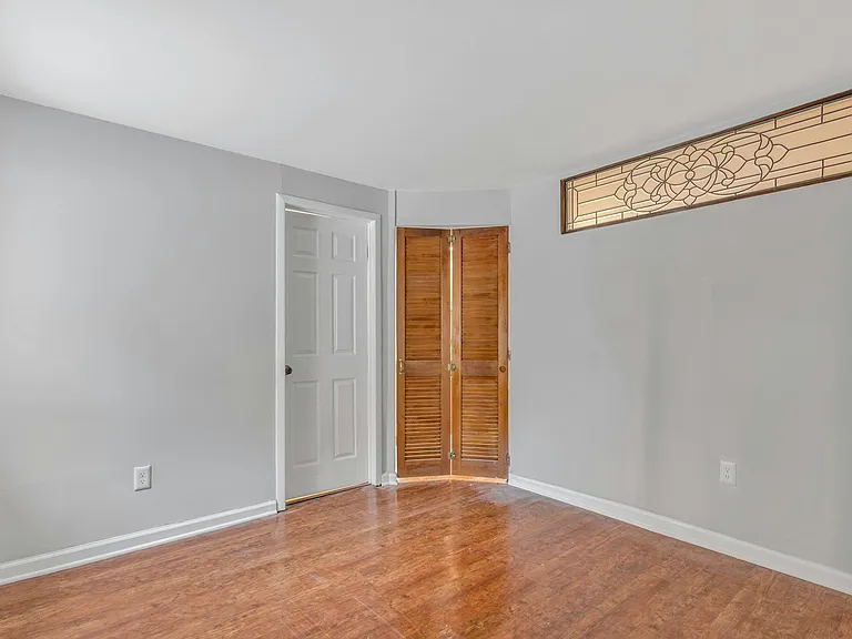 156 Undercliff Ave — Photo 8