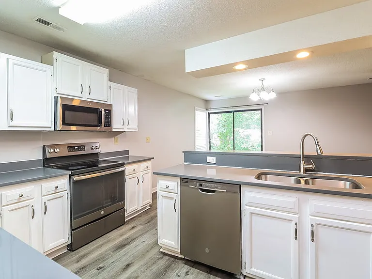 5422 Doverstone Ct — Photo 7