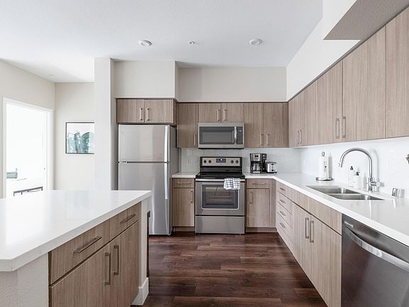 3rd image of 53 Vintage Cir APT 3218