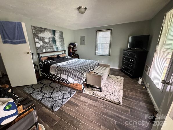 739 Old Charlotte Rd SW, Concord, NC 28027