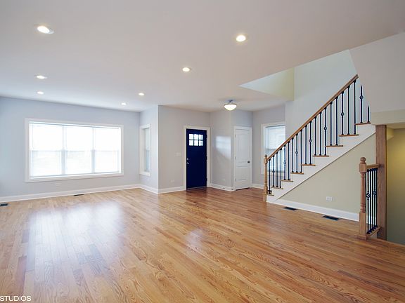 2nd image of 6154 W Berenice Ave