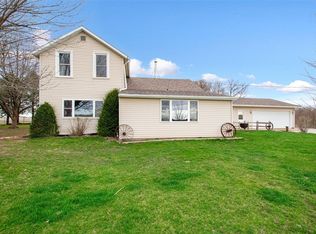 2125 55th St, Mount Auburn, IA 52313