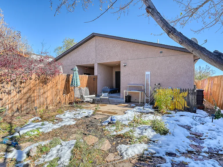 804 Columbine Ave — Photo 8