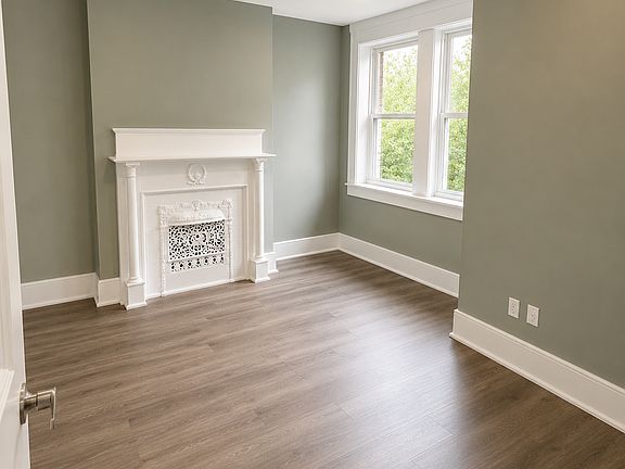 2nd image of 1656 Broadway Ave #302