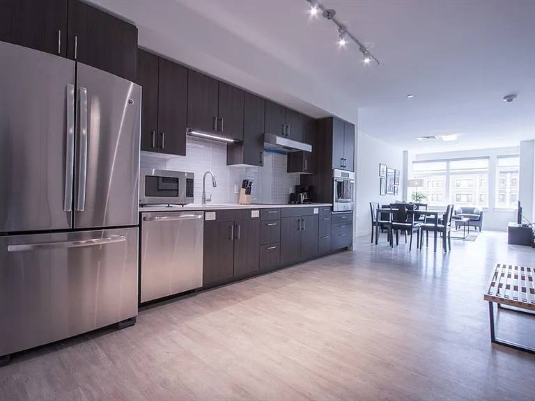 900 Beacon St #403 — Photo 7