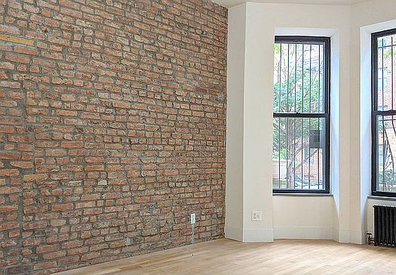 3rd image of 39 Saint Pauls Pl #1A