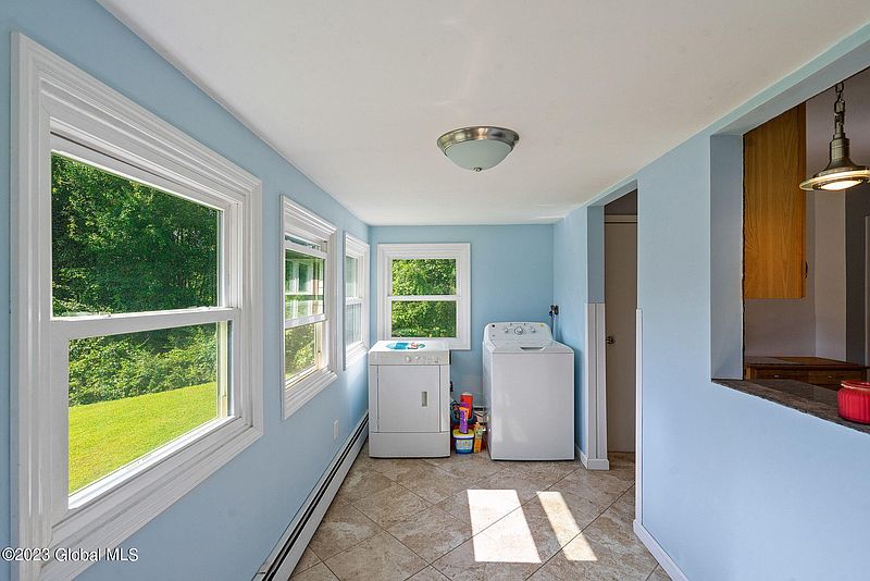 5th image of 432 Moonlawn Road