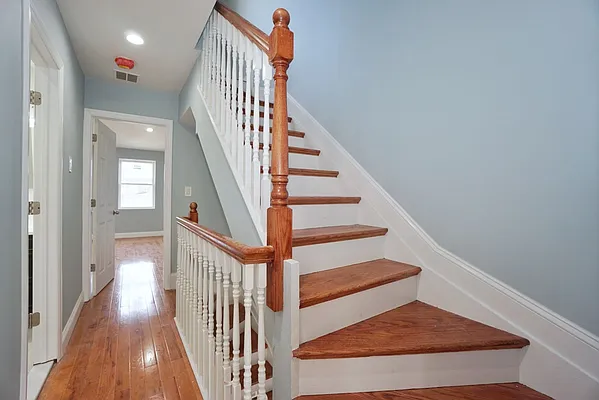 Sold by 5 Boro Realty Corp | media 31