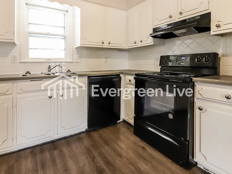 3909 S Berry Ln — Photo 6