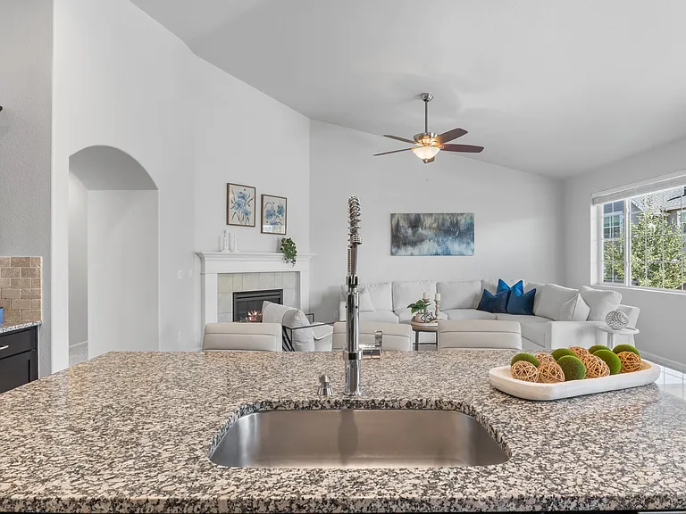 5859 Leon Young Dr — Photo 27