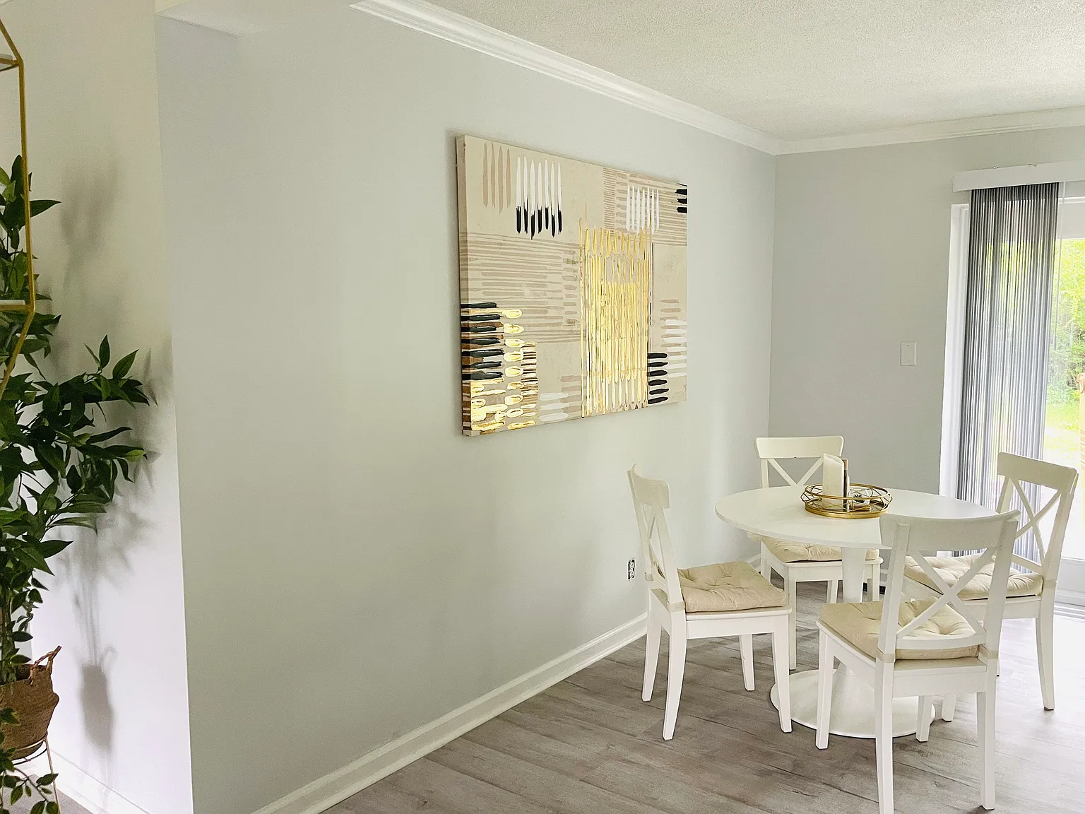 3 bed, $3,200 — Photo 2