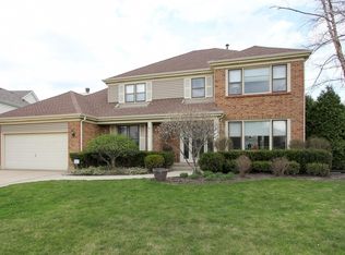 613 Raintree Rd, Buffalo Grove, IL 60089