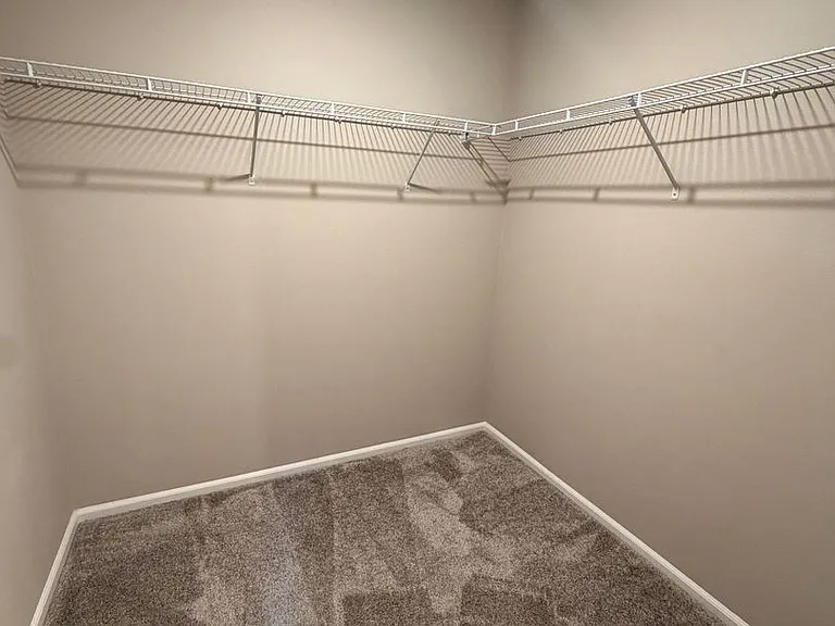 3560 Hoffman Hill Blvd — Photo 13