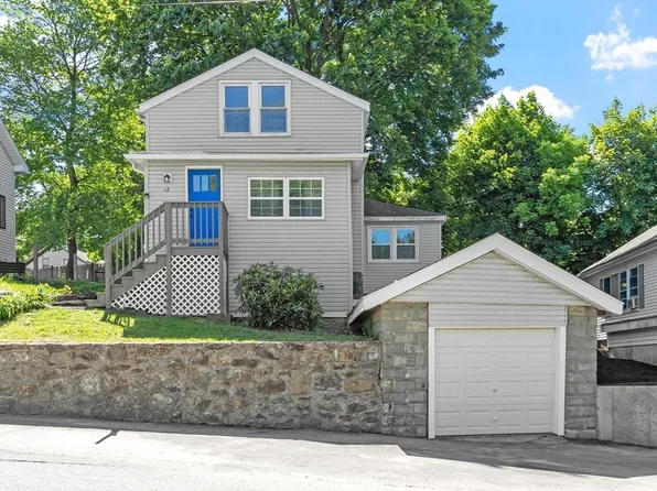 12 Shore Dr, Auburn, MA 01501