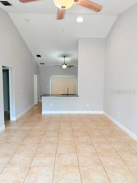 3 bed, 2.0 bath, 1280 sqft, $1,400 — Photo 4