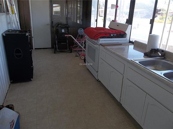 2nd image of 3607 Death Valley Dr