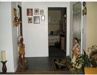 1st image of 10168 Neely St