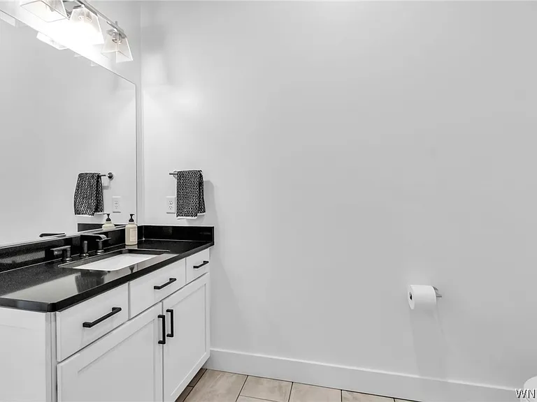 240 Lakefront Blvd — Photo 7