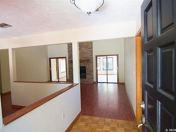 4th image of 5133 NW 64th Ln