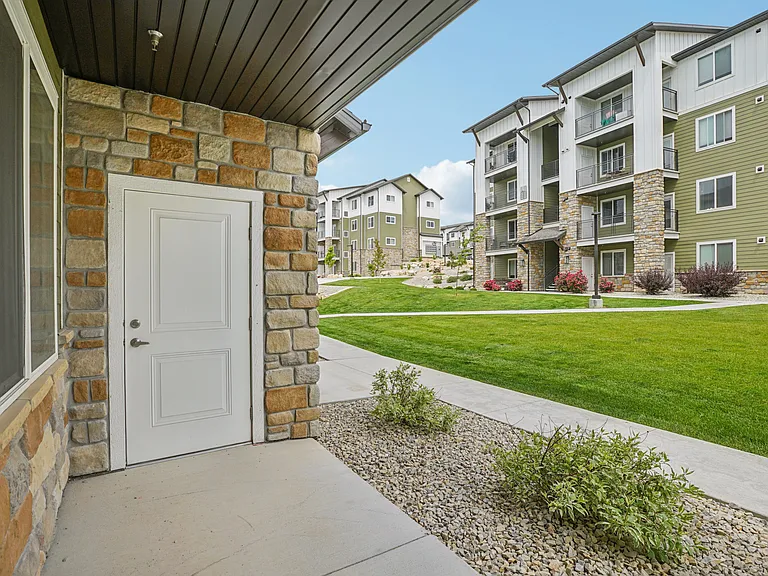 The Vue at Traverse Ridge — Photo 80