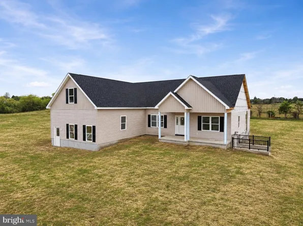 169 Cather Ln, Winchester, VA 22602