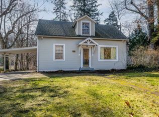 2878 W Glenlord Rd, Stevensville, MI 49127