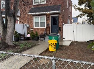 602 N 34th St, Camden, NJ 08105