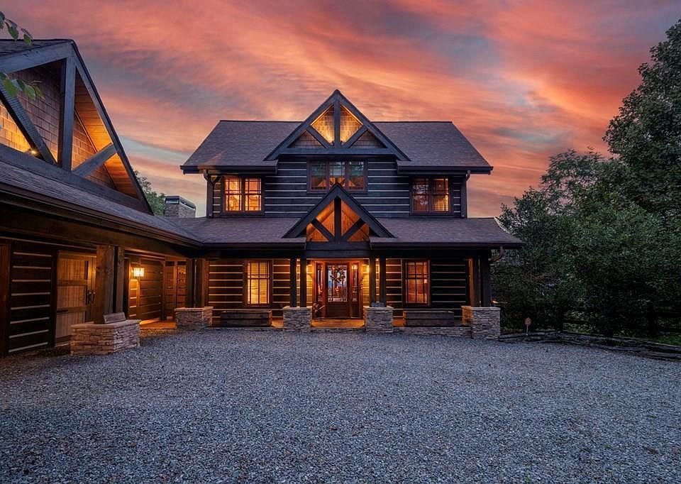 1st image of 255 Katahdin Dr