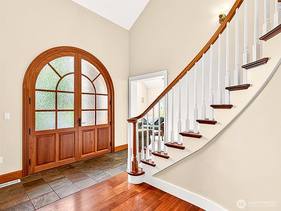 5th image of 14425 235th Street SE
