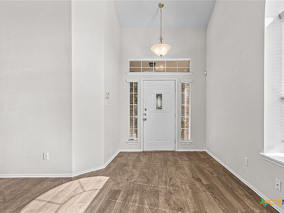 5th image of 6200 Emilie Ln