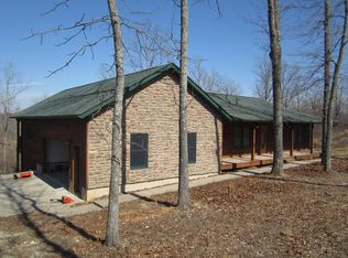 4 Riverbluff Rd, Steelville, MO 65565