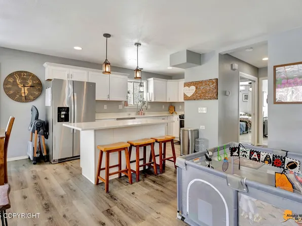 17751 Beaujolais Dr, Eagle River, AK 99577