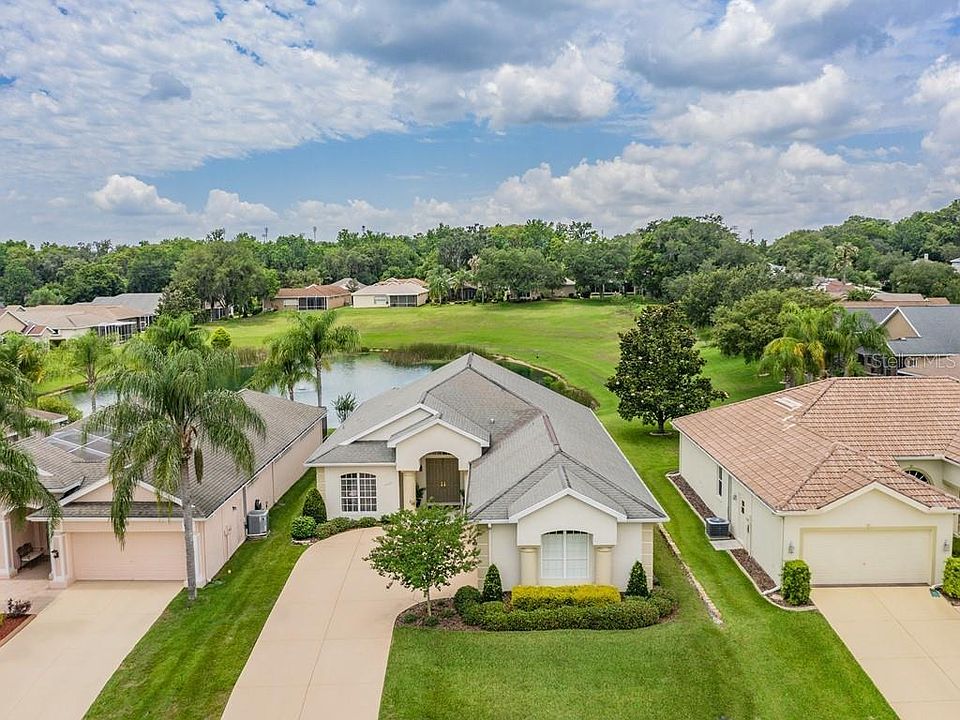 1st image of 12427 Woodlands Cir
