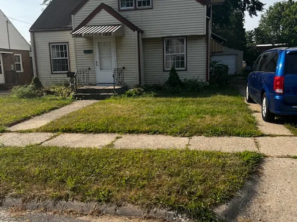 2920 Knight Ave, Rockford, IL 61101