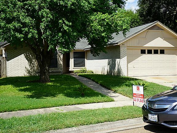 2nd image of 410 Kingwood Dr