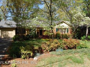 1302 Warrington Pl, Alexandria, VA 22307