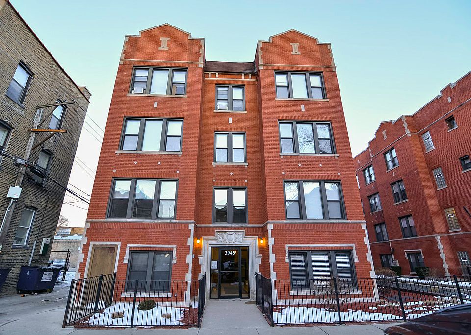 1st image of 3943 N Janssen Ave APT 1N