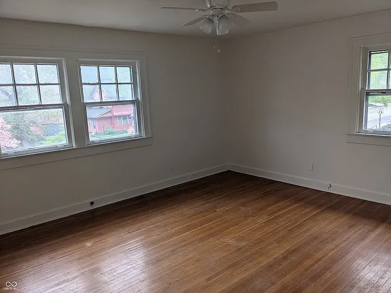 4901 Central Ave — Photo 11