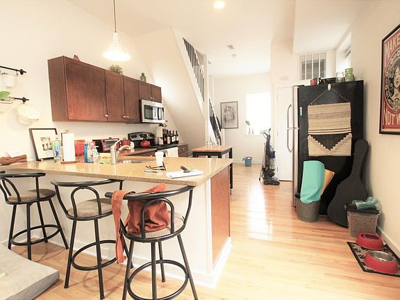 5th image of 2226 Frankford Ave APT 2R