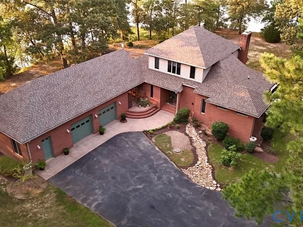 447 Tranquility Rd, Reedville, VA 22539