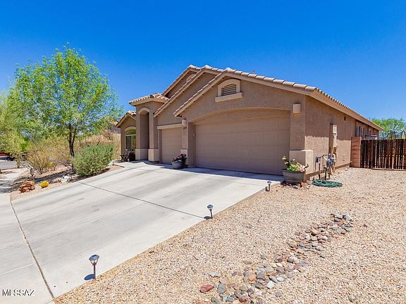 2nd image of 17173 S Sienna Bluffs Trl