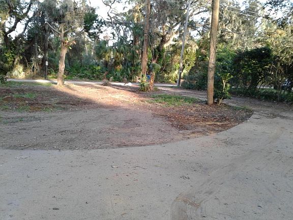 5th image of 688 Espanola Ave